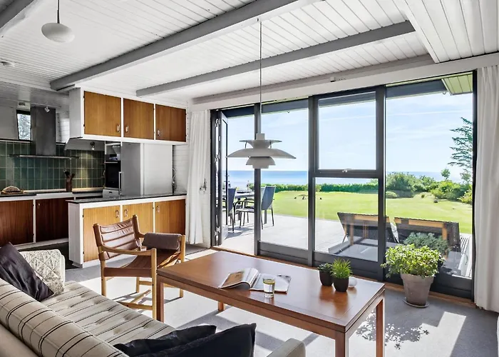 3 Bedroom Gorgeous In *
